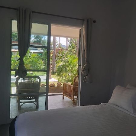 Nice Home Stay At Samroiyod Baanphakrimlay Ngoại thất bức ảnh