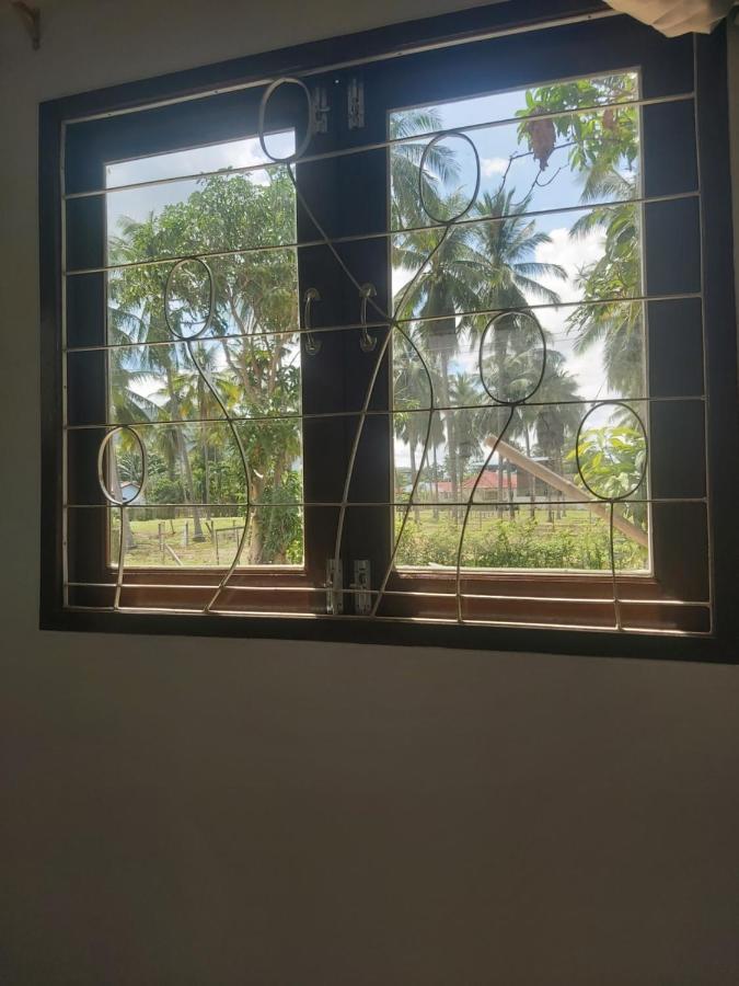 Nice Home Stay At Samroiyod Baanphakrimlay Ngoại thất bức ảnh