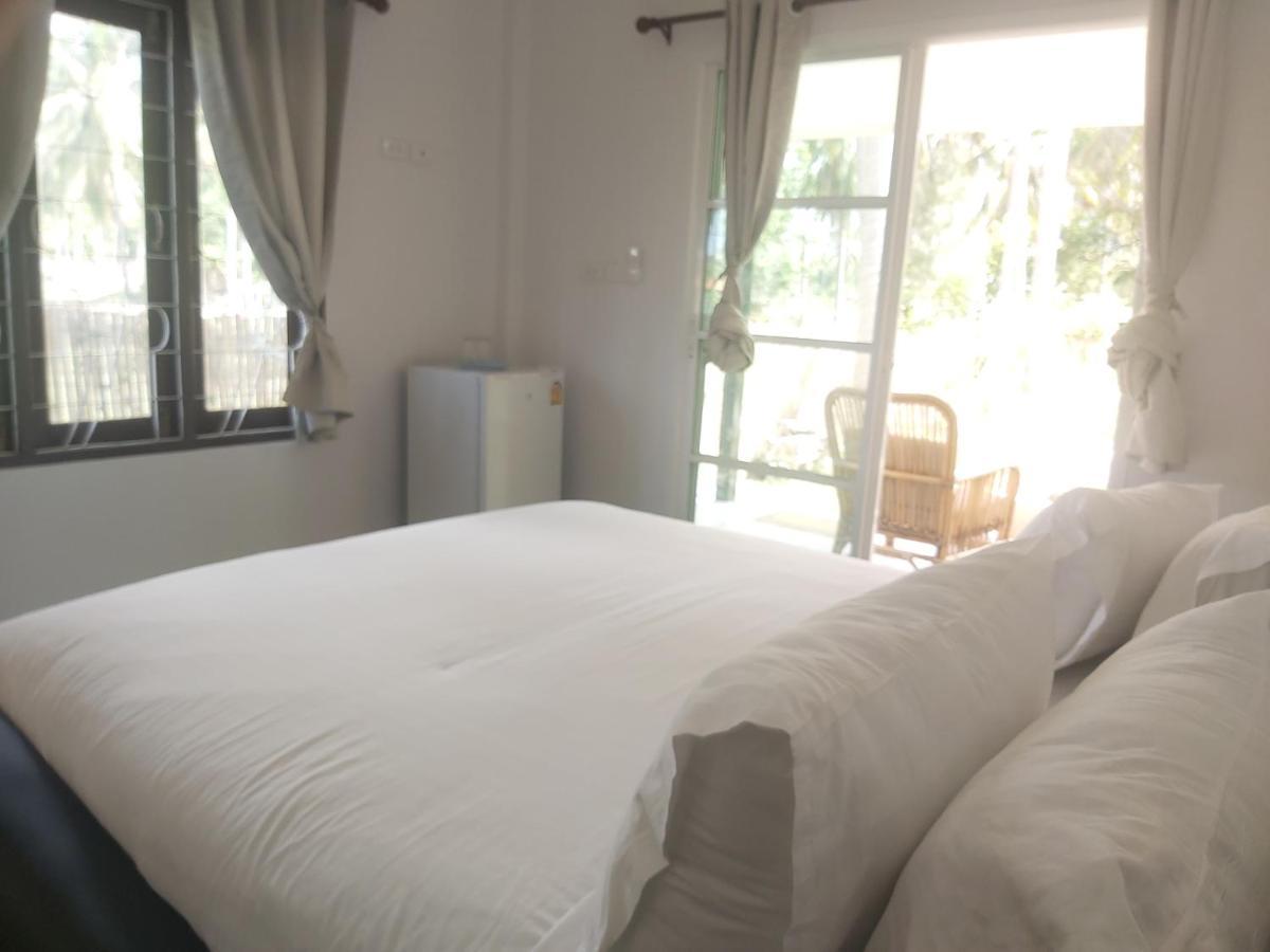 Nice Home Stay At Samroiyod Baanphakrimlay Ngoại thất bức ảnh